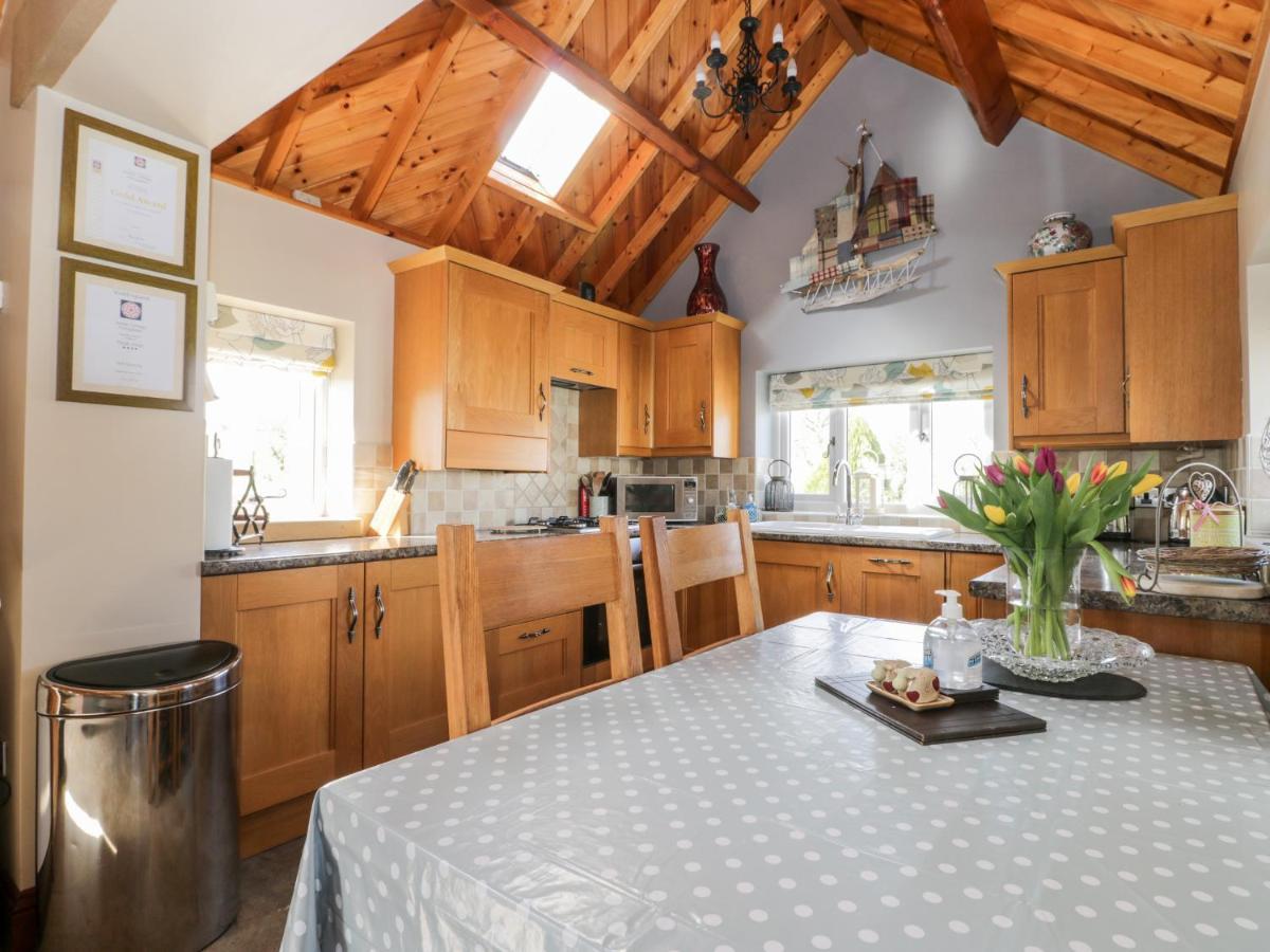 Stable Cottage Stoupe Brow Екстер'єр фото